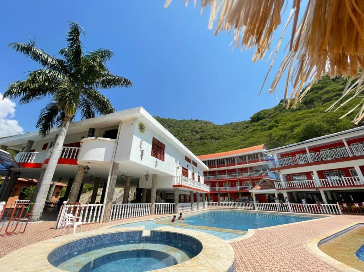 Hotel Mirador De La Montana 아풀로 외부 사진
