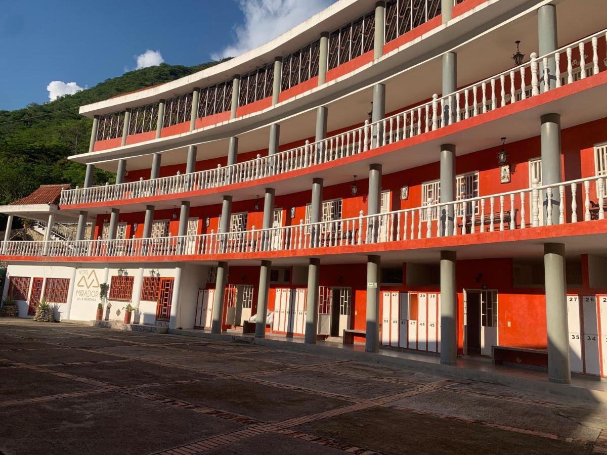 Hotel Mirador De La Montana 아풀로 외부 사진